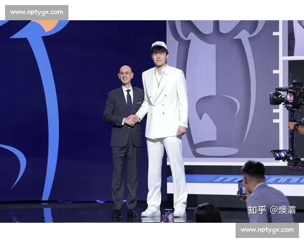 FBI 突捕比卢普斯!涉黑赌兼泄密,执教杨瀚森首战成绝唱 FBI 突捕比卢普斯!涉黑赌兼泄密,执教杨瀚森首战成绝唱